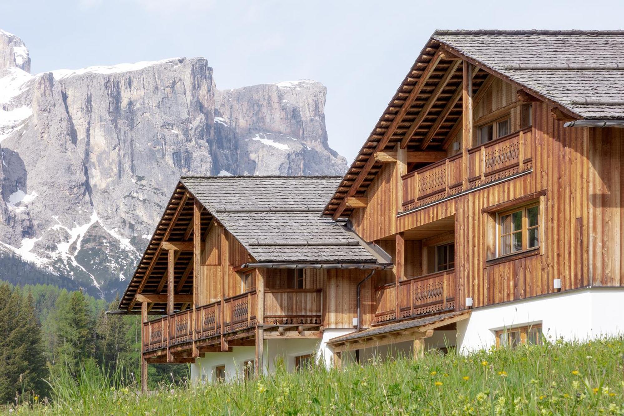 Chalet Ciasa Tino & Sara - Belaval Apartments Corvara In Badia Extérieur photo