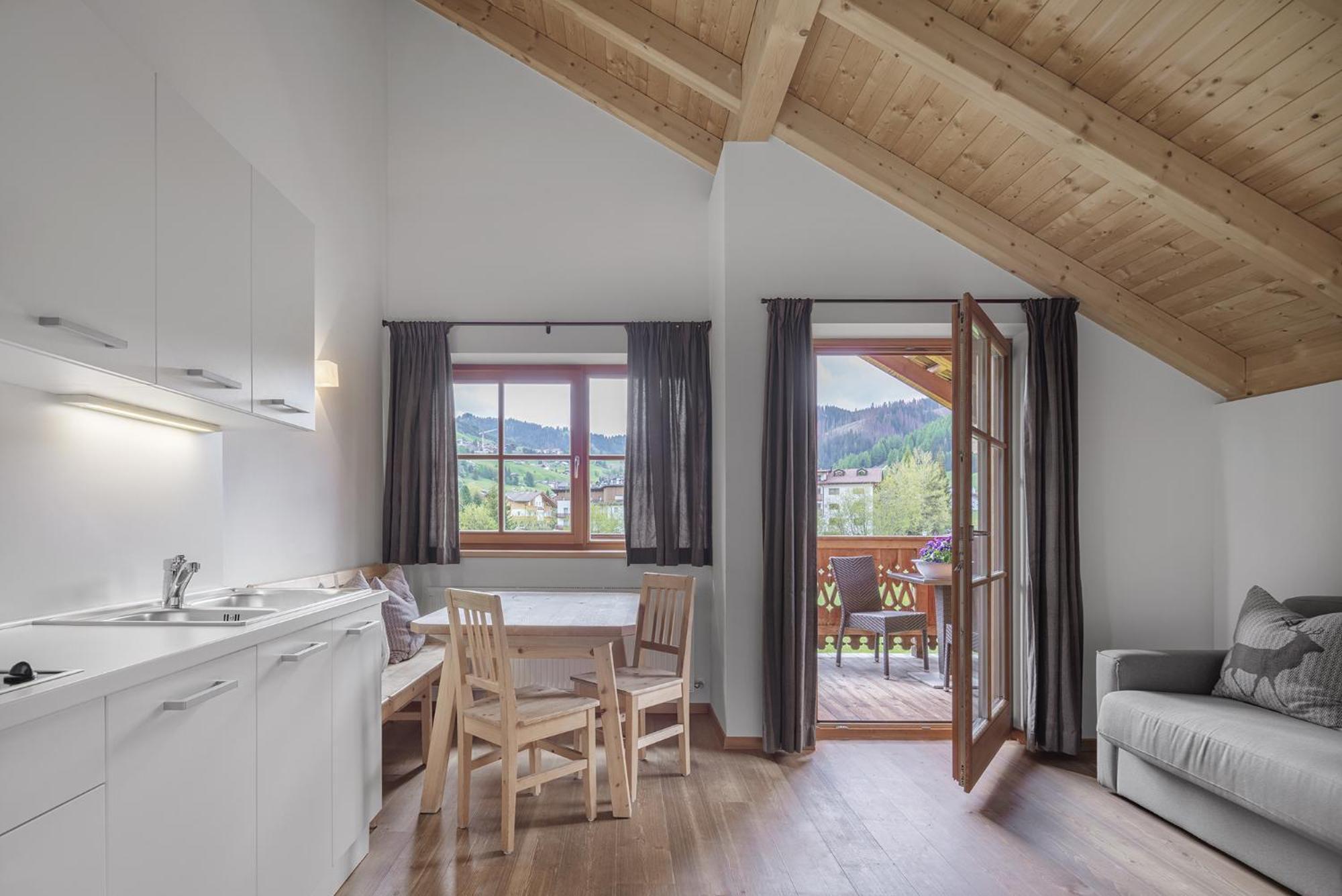 Chalet Ciasa Tino & Sara - Belaval Apartments Corvara In Badia Extérieur photo