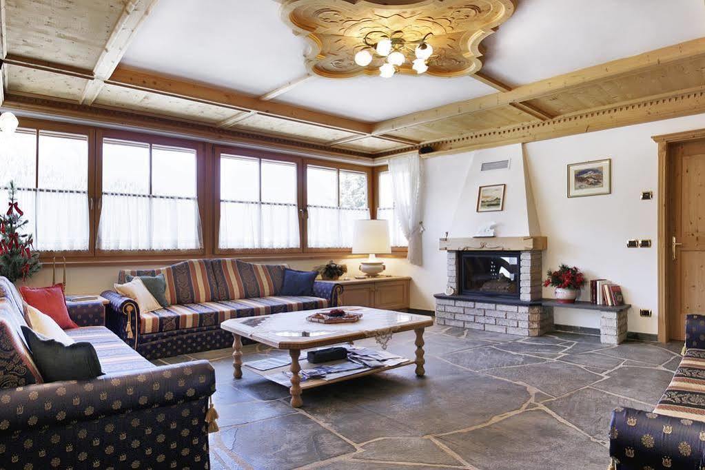 Chalet Ciasa Tino & Sara - Belaval Apartments Corvara In Badia Extérieur photo